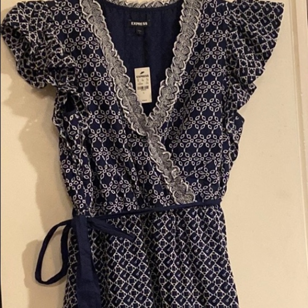 Beautiful brand new Express dress.